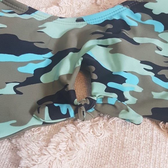 Nwt Nobo one piece cut out camo bathing suit - Picture 2 of 4
